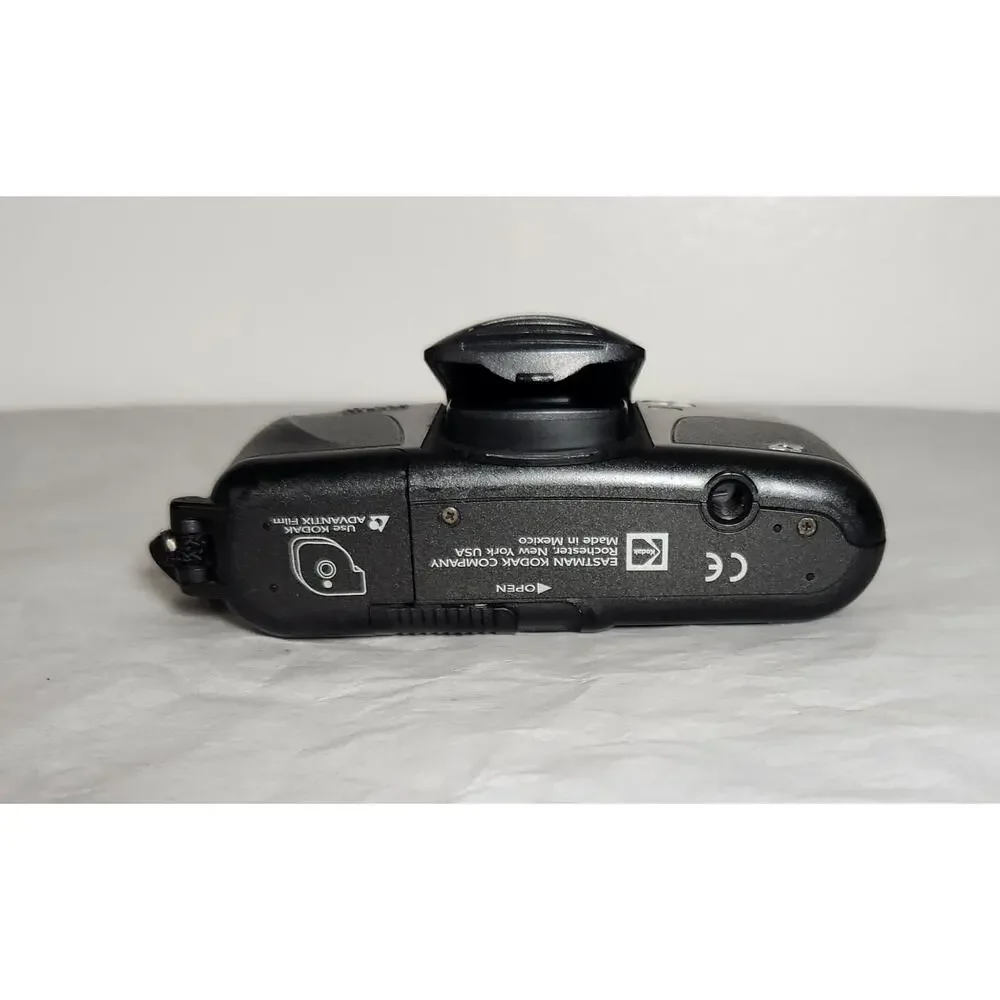 Kodak Advantix 3200 AF Vintage Tested Film Camera With Bag Pre-owned